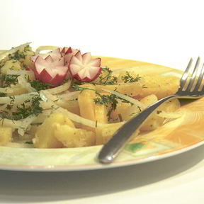 Салат с картошкой