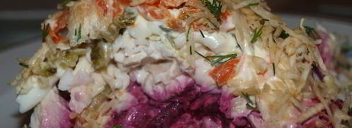 салат со свеклой, курицей и сельдереем. Шаг 13