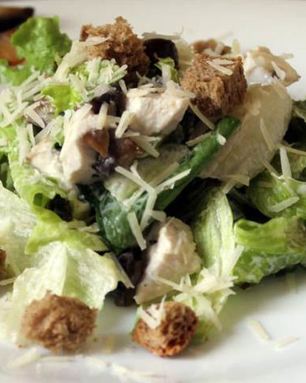 Грибной взрыв — салат Цезарь по-русски