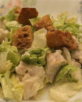 Низкокалорийный салат Цезарь