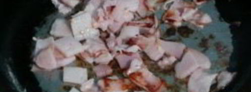 салат цезарь с беконом. Шаг 3