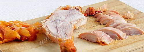 салат цезарь с копченой курицей. Шаг 6