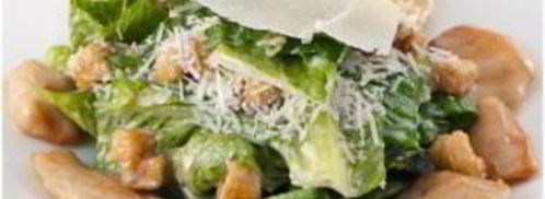 салат цезарь с куриной грудкой. Шаг 10