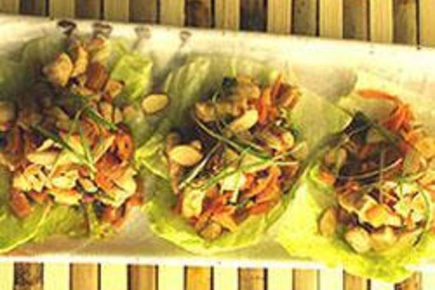 Рецепт салата цезарь с курицей и черешней