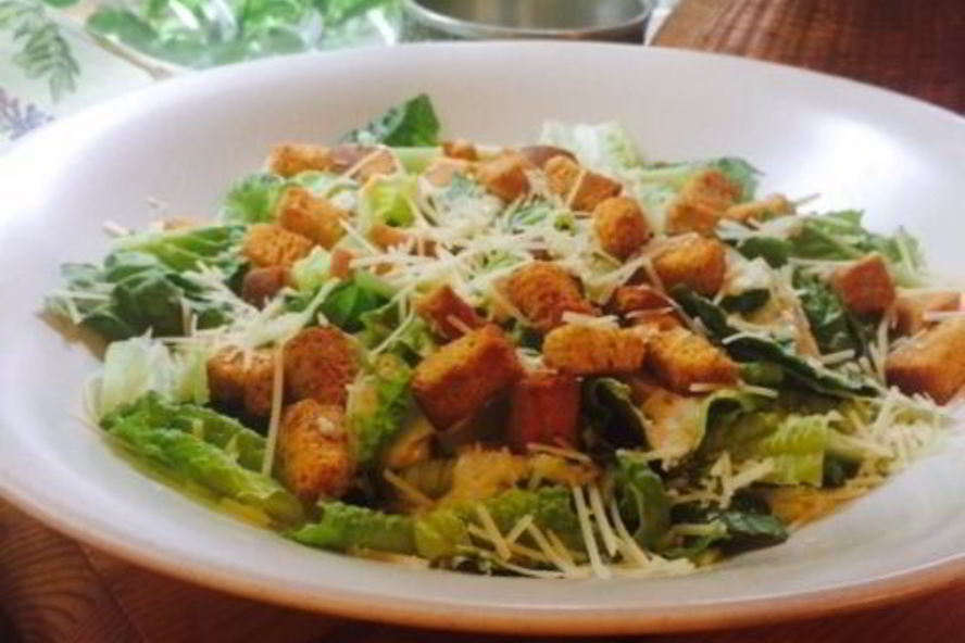 Рецепт салата цезарь с заправкой из тофу