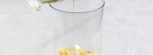 соус для салата цезарь на йогурте. Шаг 5