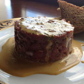 Салаты с говядиной