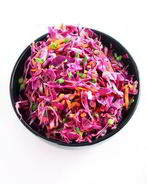 Салат из капусты и фенхеля с апельсиновым винегретом