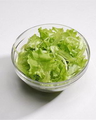 Зеленый салат с винегретом