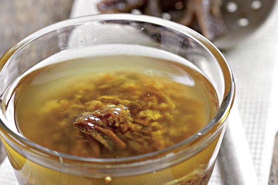 Рецепт горячего анчоусного соуса