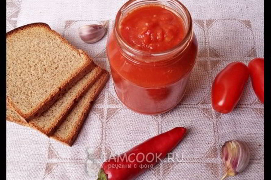 Рецепт кетчупа на зиму из помидоров с чесноком