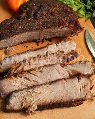 Пастрома из говядины в маринаде