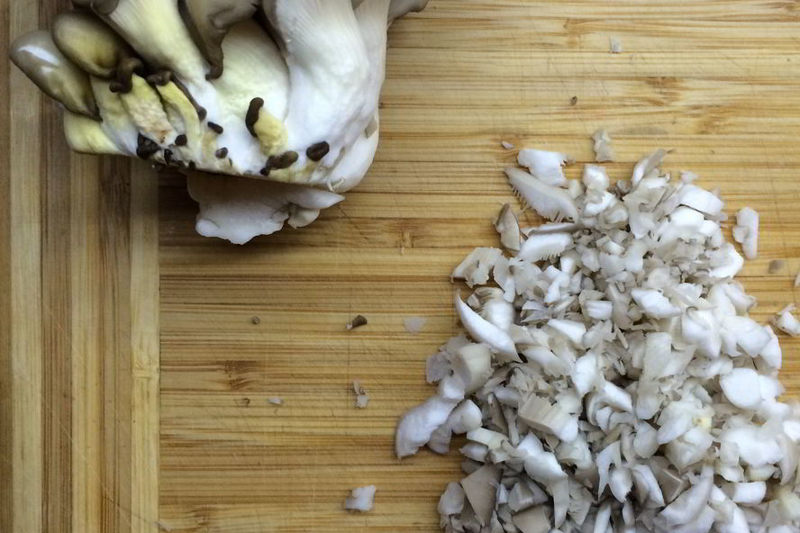 Рецепт сливочного соуса с вешенками