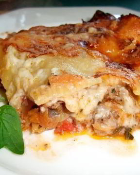Лазанья с фаршем бешамель домашняя в духовке