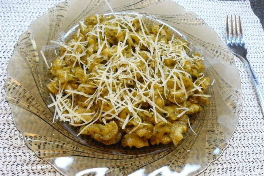 Рецепт макарон с соусом песто