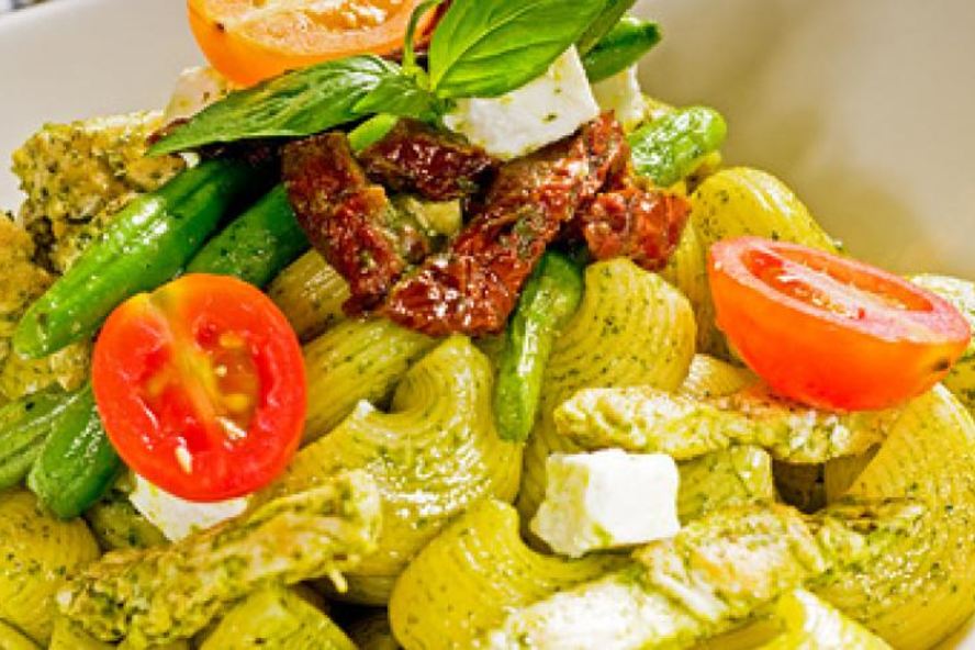 Рецепт пасты лумакони с соусом песто