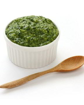 Песто из черемши и петрушки с грецкими орехами