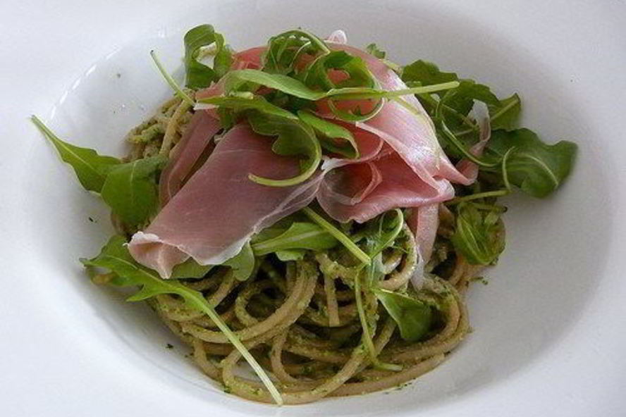 Рецепт песто из дикого чеснока с лимоном