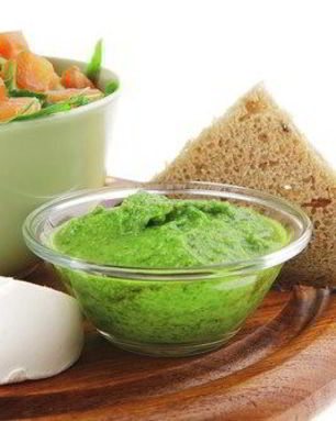 Песто из рукколы и грецких орехов