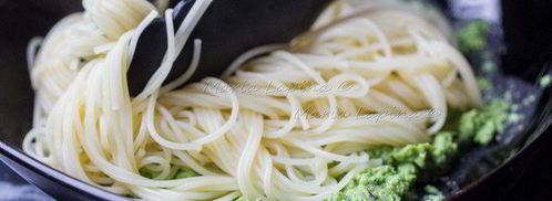 спагетти с соусом песто из зеленого горошка, фисташек и мяты. Шаг 5