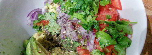 лосось с соусом сальса из авокадо. Шаг 3