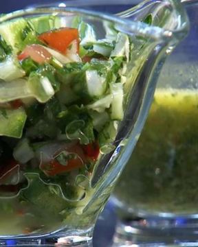 Острая зеленая сальса