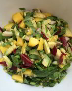 Сальса из манго, авокадо со щавелем с заправкой из маракуйи