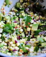 Сальса из свежей кукурузы и авокадо