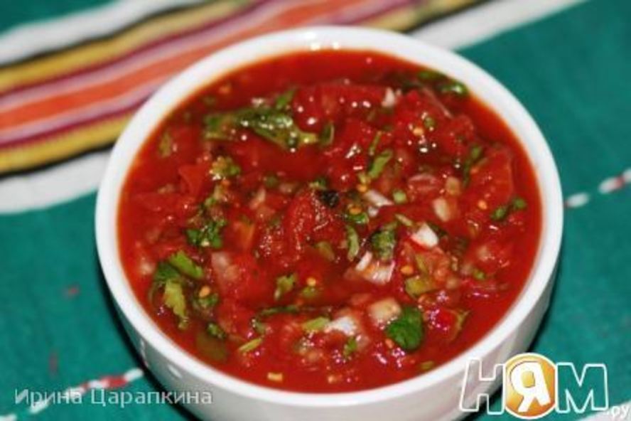 Рецепт томатной сальсы с кинзой и луком