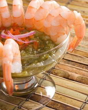 Зеленая сальса из томатилло и авокадо