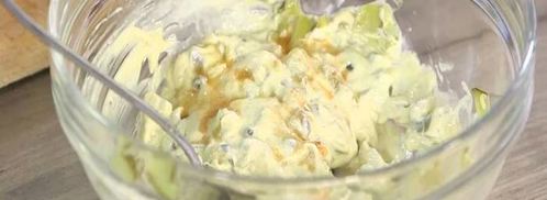 сэндвич с рыбными пальчиками и тартаром. Шаг 7