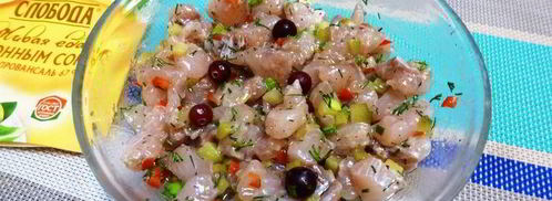 тартар из муксуна с брусничным соусом. Шаг 10