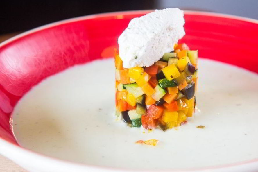 Рецепт тартара из овощей в соусе из йогурта