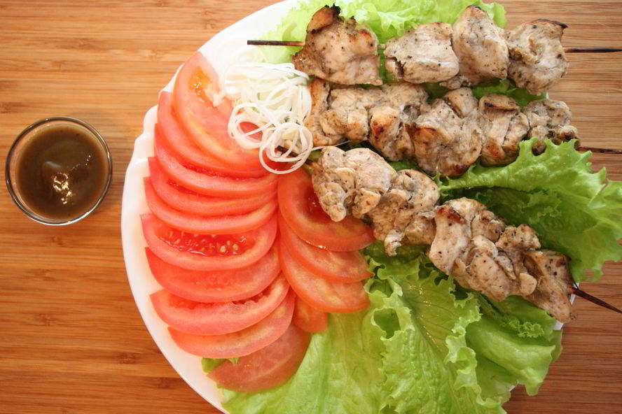 Рецепт куриных шашлычков, маринованных в ткемали