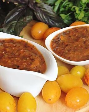 Ткемали из желтой сливы