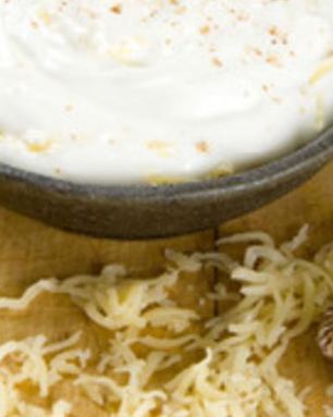 Сырный соус с зеленым луком