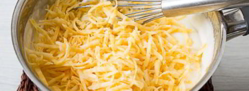 сырный соус со шпинатом. Шаг 3