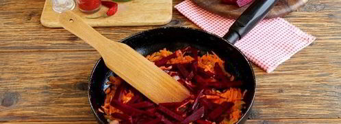 борщ с тушенкой. Шаг 6