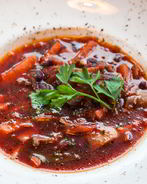 Постный борщ с белыми грибами и фасолью