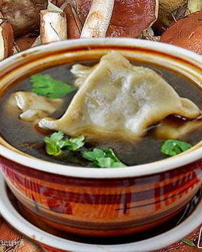 Бульон с грибными ушками