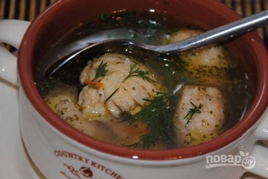 Рецепт куриного бульона с клецками из сушек