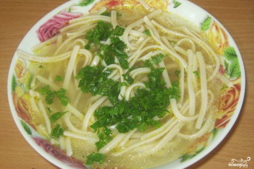 Рецепт куриного бульона с лапшой