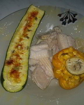 Лодочки из Болгарского перца, фаршированные кукурузой и фейхоа