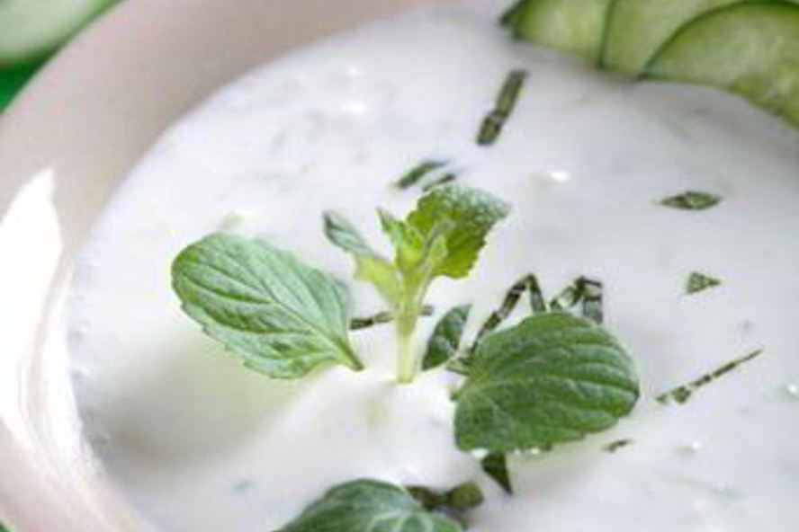 Рецепт белого гаспачо с виноградом и огурцами