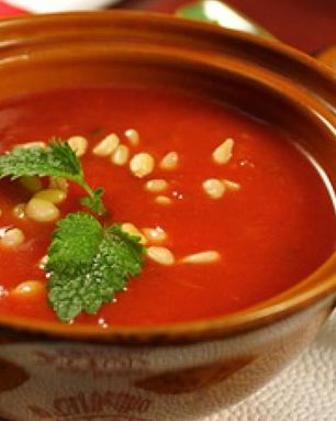 Суп Гаспачо с кедровыми орешками