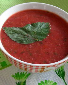 Томатно-клубничный гаспачо