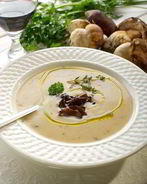 Грибной крем-суп с кедровыми орешками