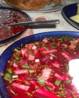 Холодник из консервированной свеклы