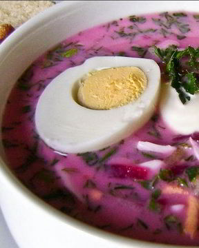 Холодник на кефире со свеклой