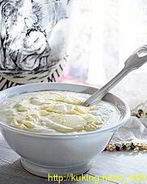 Холодный йогуртовый суп с огурцом